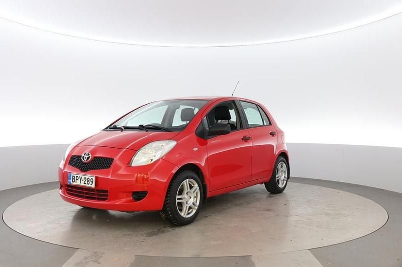 Käytetty 2008 Toyota Yaris Terra Viistoperä | 6 890 € (Perustarjous) - Kuva 1/4