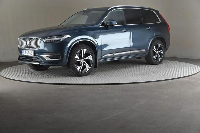 Käytetty 2022 Volvo XC90 Performance Katumaasturi | 54 900 € (Kallis) - Kuva 1/4