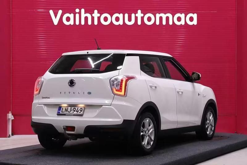 Käytetty Ssangyong (KGM) Tivoli Crystal 116 HP (85 kW) 2016 Katumaasturi