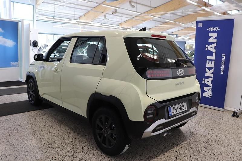 Käytetty Hyundai Inster 85 kW (116 HP) 2025 Keltainen Viistoperä