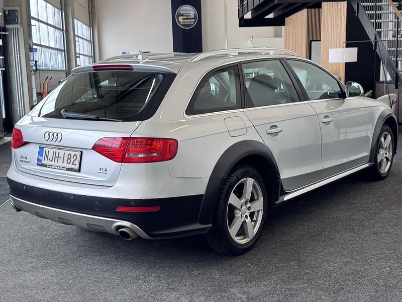 Käytetty Audi A4 Allroad 239 HP (175 kW) 2011 Farmari