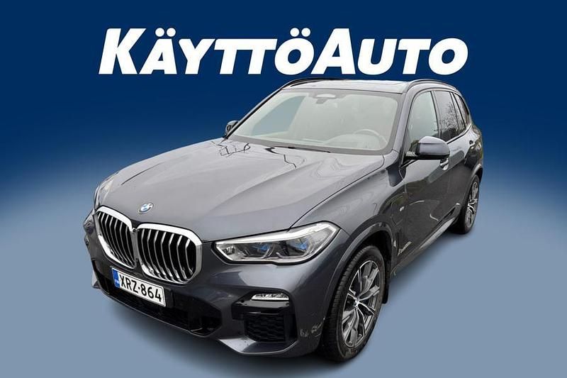 Harmaa Käytetty 2021 BMW X5 M Sport Katumaasturi | 56 900 € (Hieman kallis) - Kuva 1/3