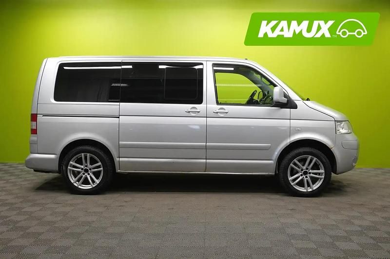 Käytetty VW Multivan 131 HP (96 kW) 2005 Hopea / harmaa Van