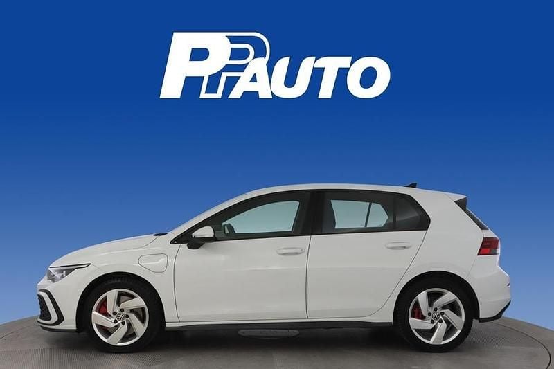 Käytetty VW Golf VIII GTE 245 HP (180 kW) 2021 Viistoperä