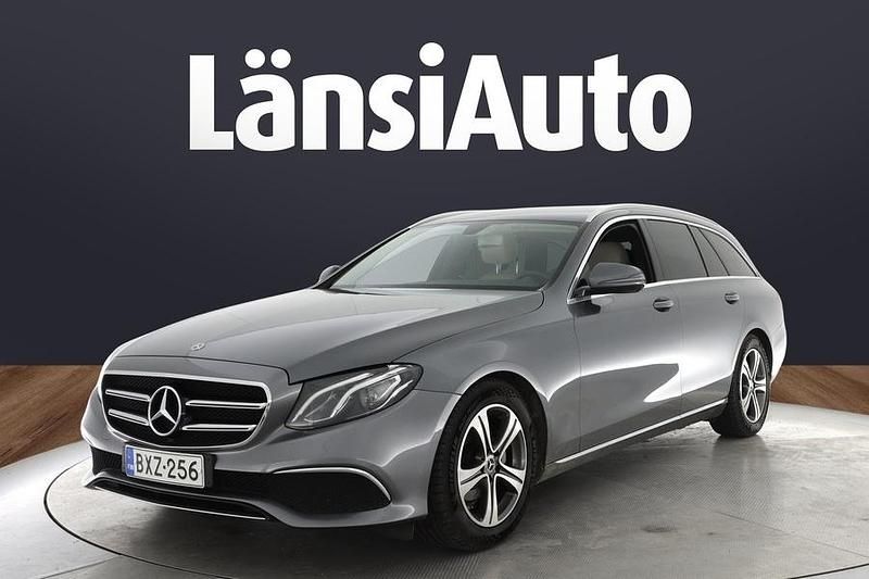 Harmaa Käytetty 2019 Mercedes E200 Avantgarde Farmari | 24 780 € (Hyvä tarjous) - Kuva 1/1