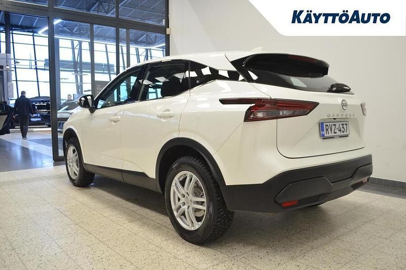 Käytetty Nissan Qashqai Acenta 158 HP (116 kW) 2024 Valkoinen Katumaasturi