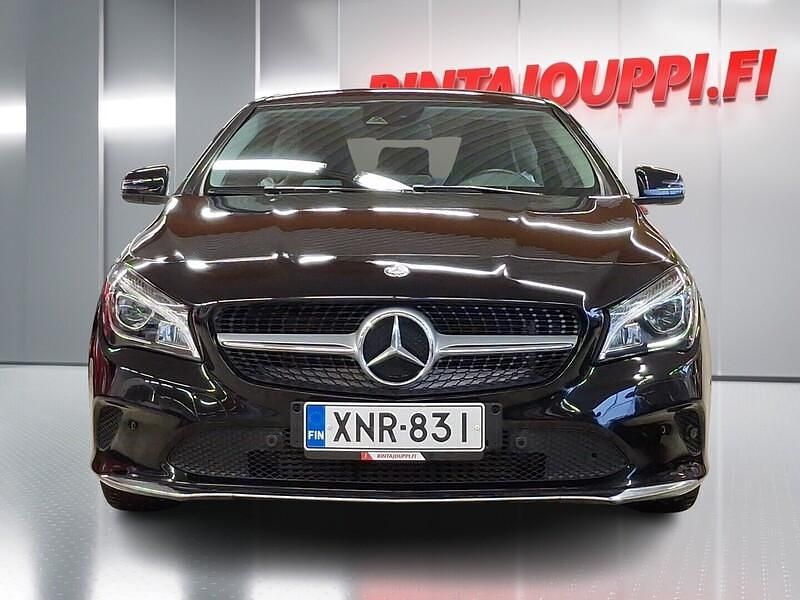 Käytetty Mercedes A180 Business 122 HP (89 kW) 2016 Musta Coupe - kaksiovinen