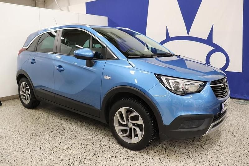 Käytetty Opel Crossland X Innovation 110 HP (80 kW) 2019 Sininen Katumaasturi