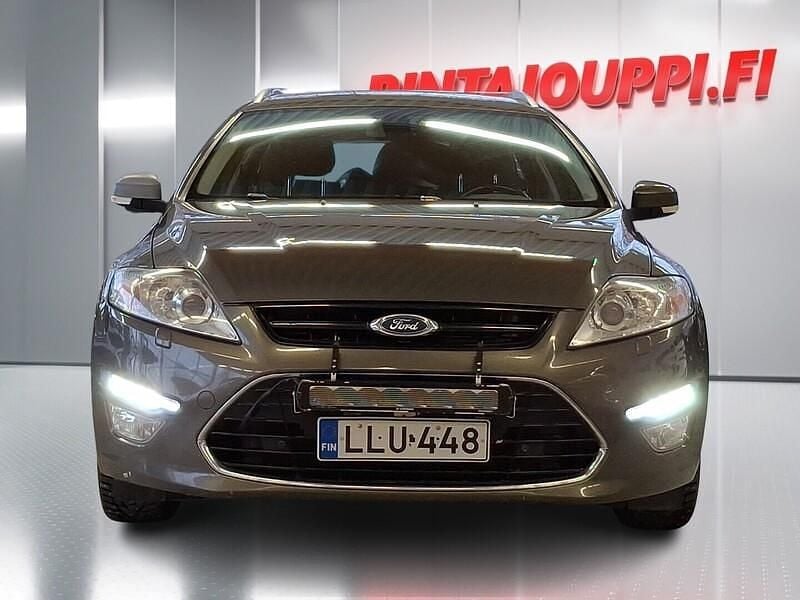 Käytetty Ford Mondeo Titanium 140 HP (102 kW) 2014 Vihreä Farmari
