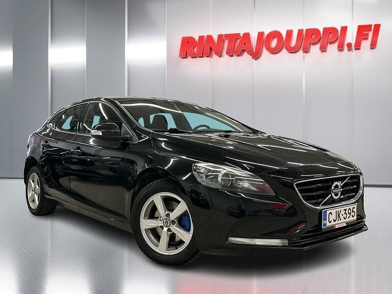 Käytetty Volvo V40 Business Edition 114 HP (83 kW) 2014 Viistoperä