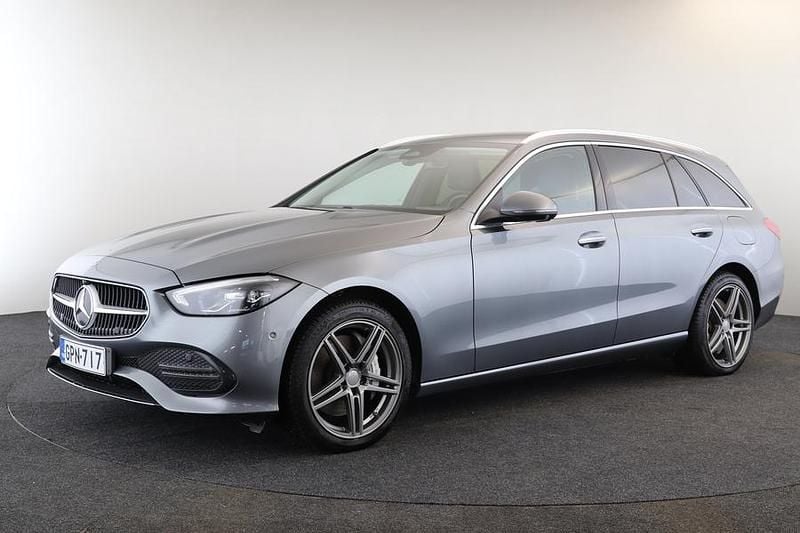 Harmaa Käytetty 2023 Mercedes C300e Business Farmari | 42 900 € (Perustarjous) - Kuva 1/4