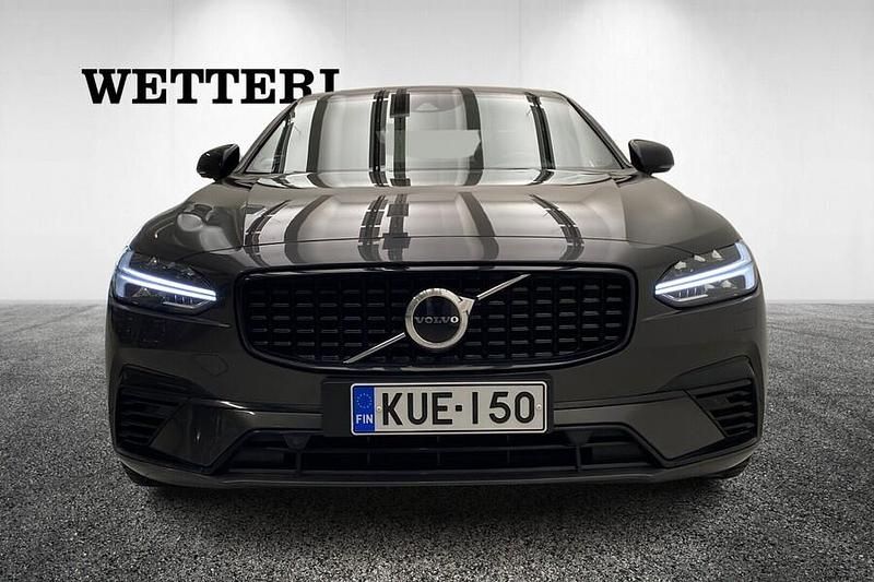 Käytetty Volvo S90 Business Edition 392 HP (288 kW) 2021 Harmaa Sedan