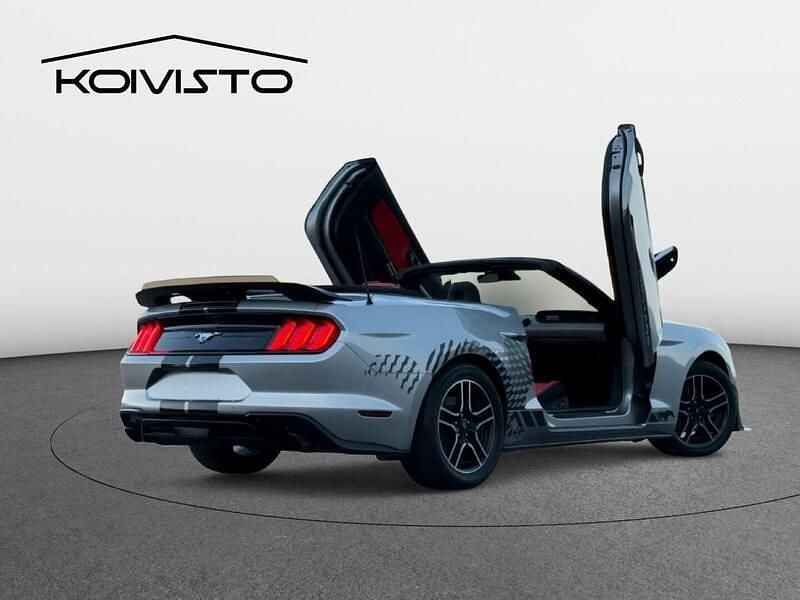 Käytetty Ford Mustang 317 HP (233 kW) 2023 Avoauto