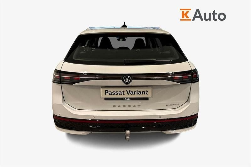 Uusi VW Passat R-line 201 HP (147 kW) 2026 Valkoinen Farmari