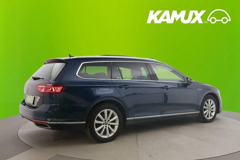 Käytetty VW Passat GTE 156 HP (114 kW) 2022 Sininen Farmari