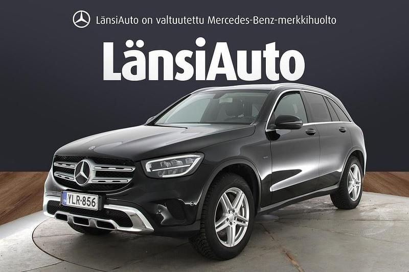 Käytetty Mercedes GLC300e Business 211 HP (155 kW) 2020 Katumaasturi