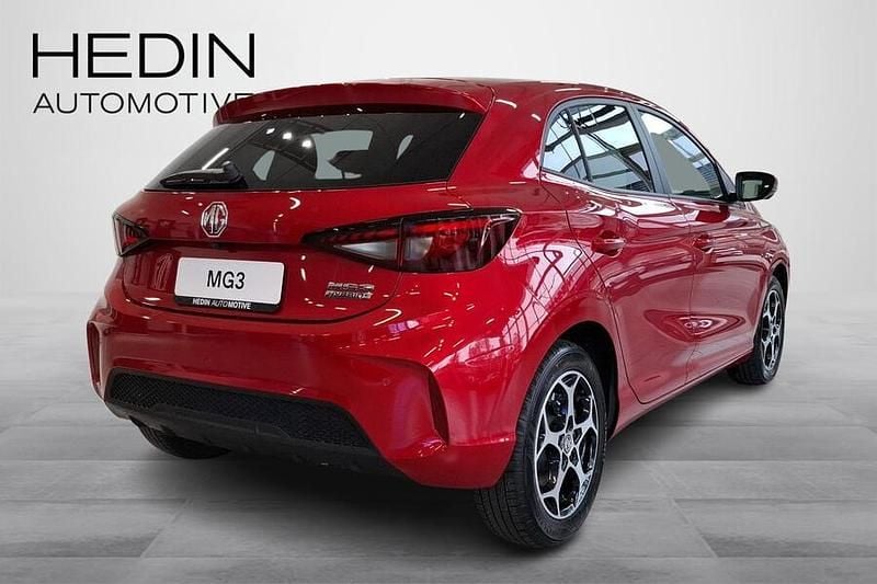 Käytetty MG MG3 Luxury 194 HP (142 kW) 2025 Punainen Viistoperä