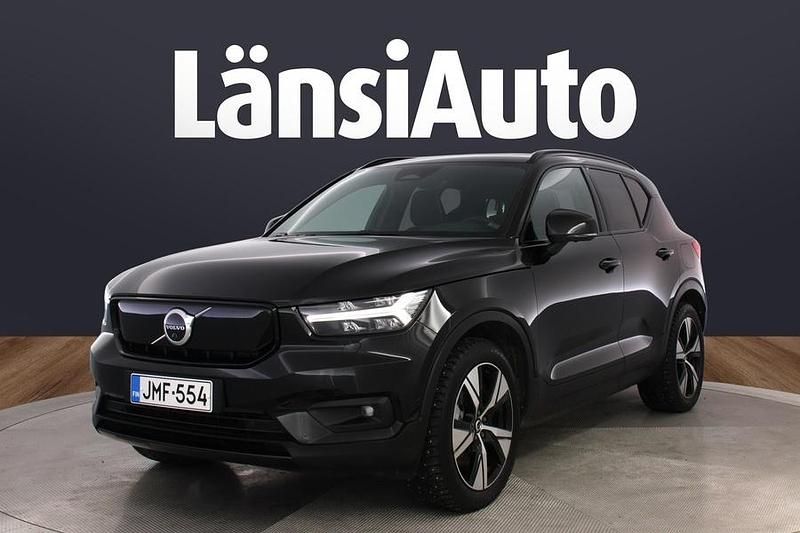 Musta Käytetty 2022 Volvo XC40 Business Edition Katumaasturi | 31 880 € (Perustarjous) - Kuva 1/2