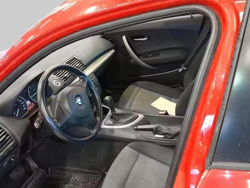 Käytetty BMW 118 2005 Viistoperä