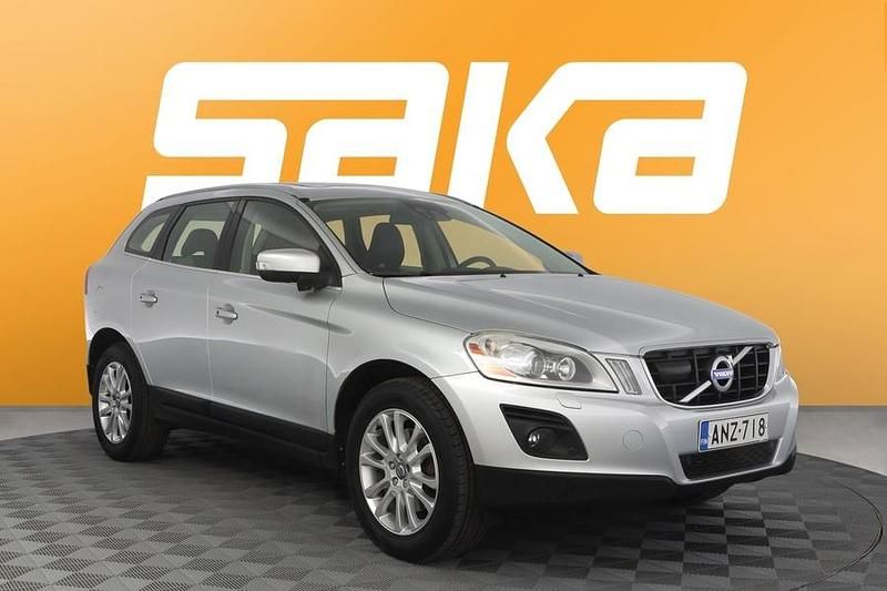 Käytetty 2010 Volvo XC60 Summum Katumaasturi | 12 380 € (Perustarjous) - Kuva 1/3