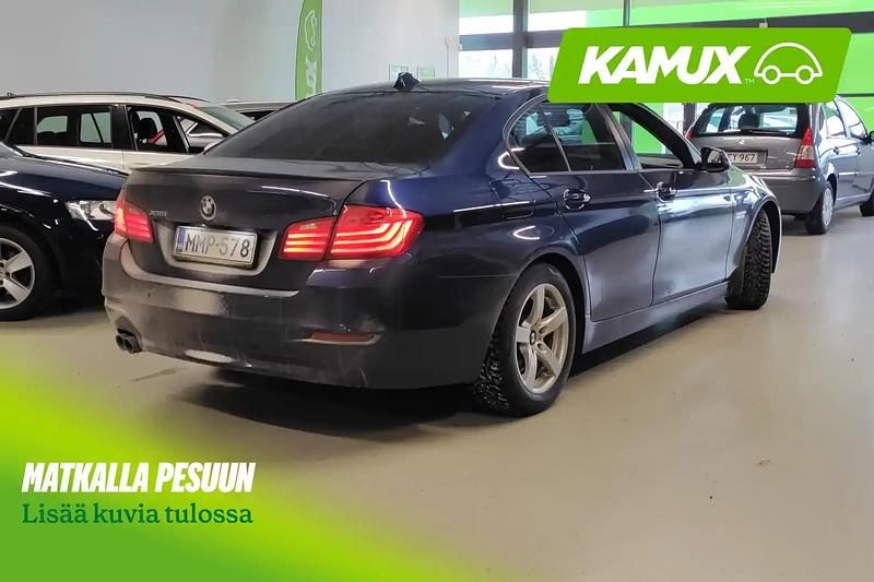 Käytetty BMW 520 Exclusive 190 HP (139 kW) 2016 Sininen Sedan