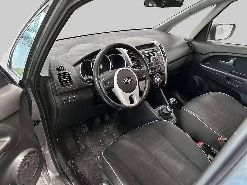 Käytetty Kia Venga EX 90 HP (66 kW) 2011 Viistoperä