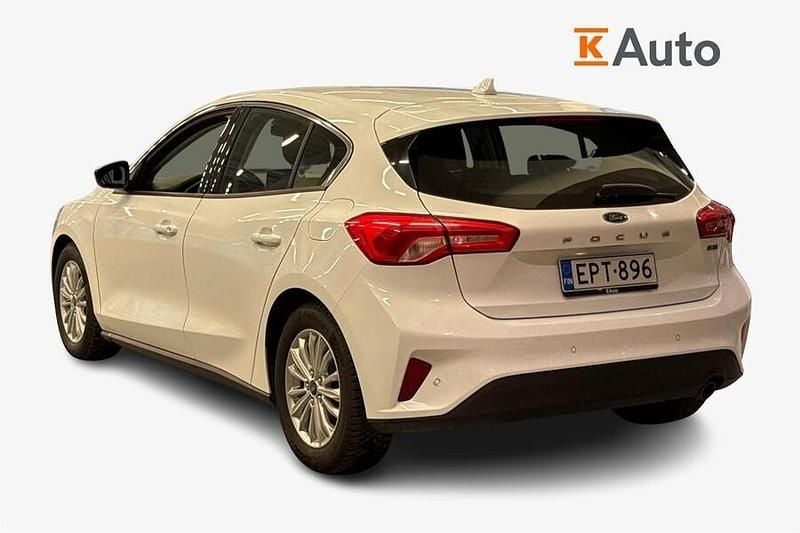Käytetty Ford Focus Trend 125 HP (91 kW) 2019 Valkoinen Viistoperä