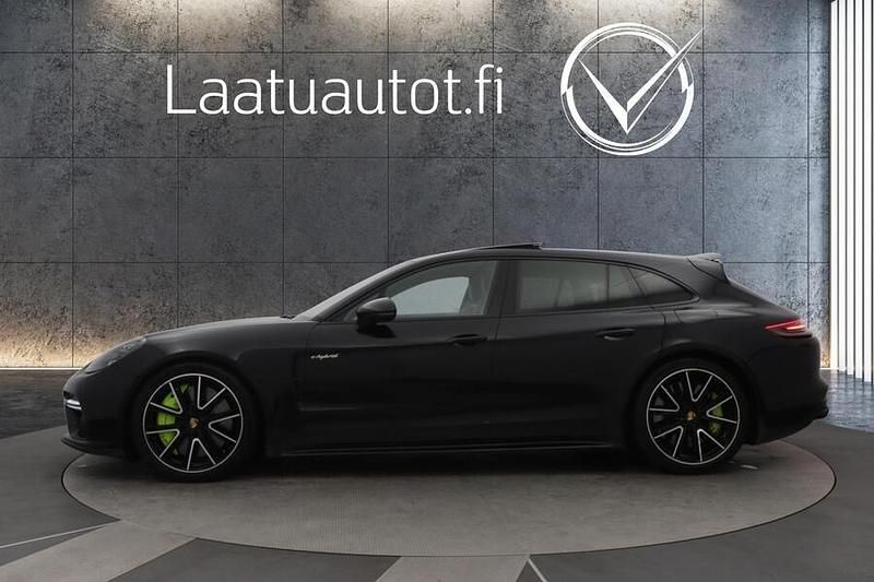 Käytetty Porsche Panamera Sport Turismo 680 HP (500 kW) 2018 Farmari