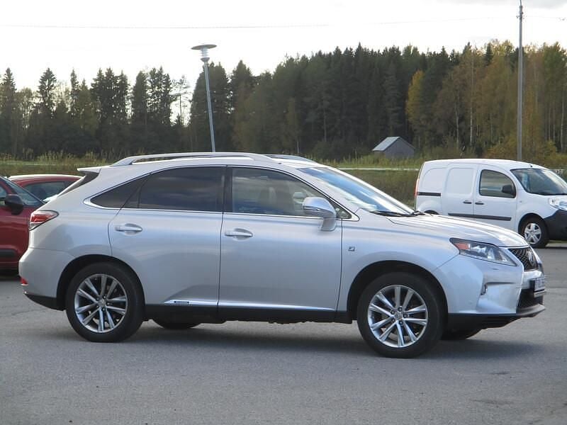 Käytetty Lexus RX450h Sport Line 249 HP (183 kW) 2012 Hopea Katumaasturi
