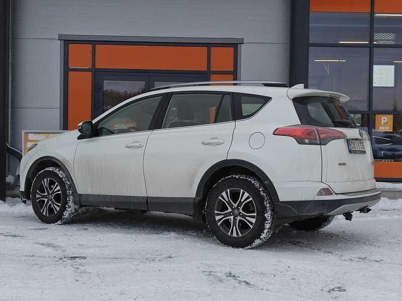 Käytetty Toyota RAV4 Multidrive S 152 HP (111 kW) 2017 Katumaasturi
