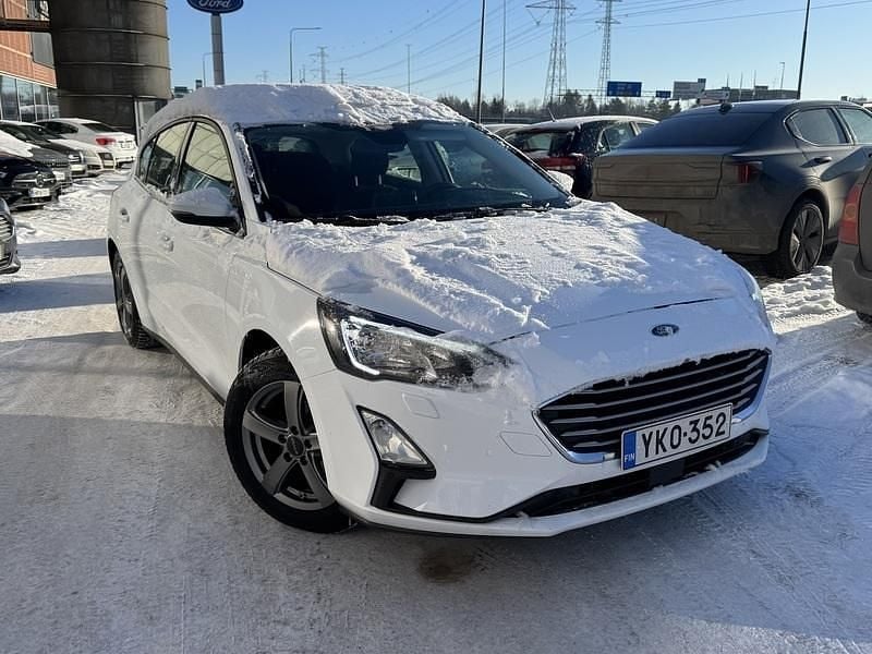 Valkoinen Käytetty 2021 Ford Focus Trend Viistoperä | 11 900 € (Hyvä tarjous) - Kuva 1/4