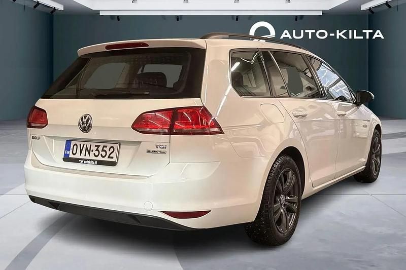 Käytetty VW Golf VII Comfortline 110 HP (80 kW) 2016 Valkoinen Farmari