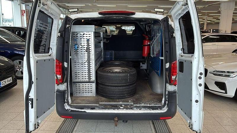 Käytetty Mercedes Vito 136 HP (100 kW) 2017 Van