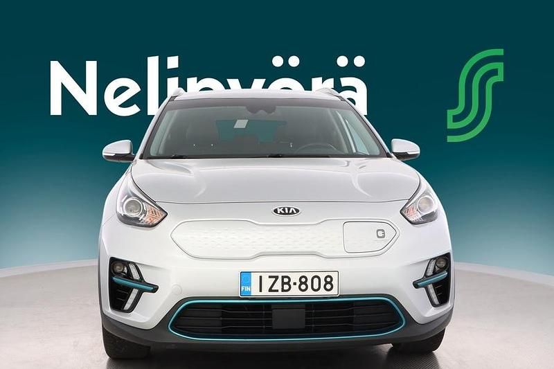 Käytetty Kia e-Niro LX 100 kW (136 HP) 2021 Hopea Katumaasturi