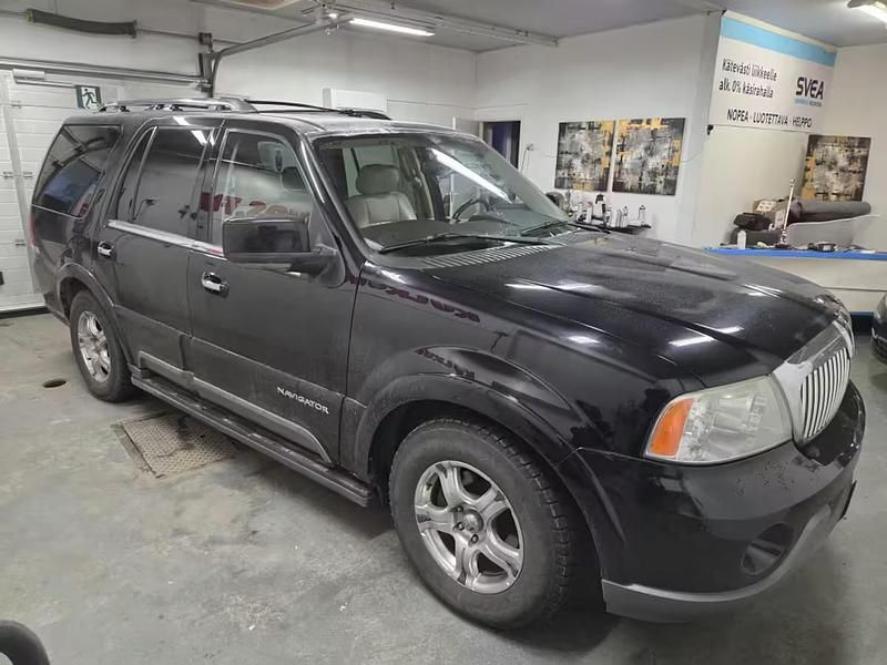 Käytetty Lincoln Navigator 2003 Katumaasturi
