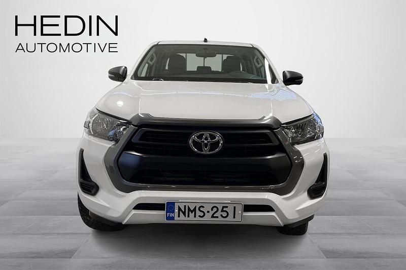 Käytetty Toyota HiLux Life 150 HP (110 kW) 2022 Valkoinen Nouto