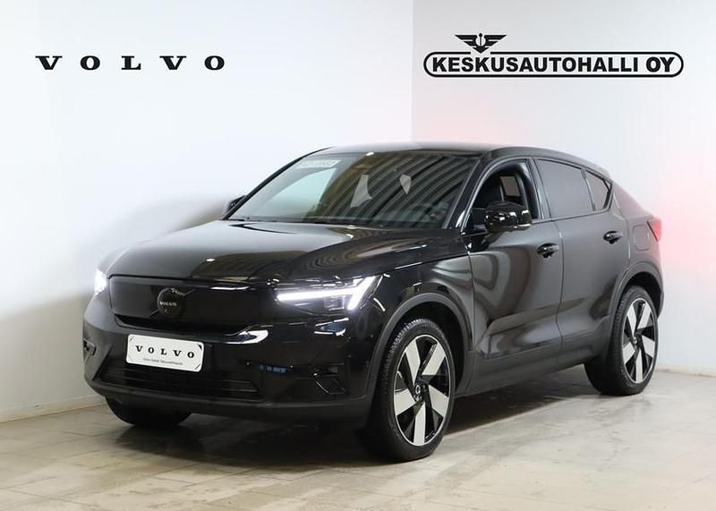 Käytetty Volvo EC40 Performance 325 kW (442 HP) 2025 Musta Katumaasturi
