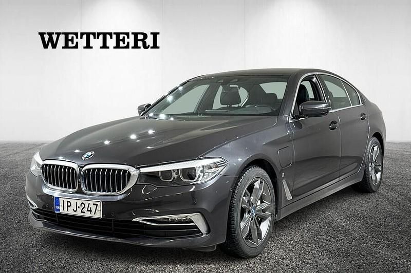 Käytetty BMW 530e iPerformance 252 HP (185 kW) 2019 Harmaa Sedan