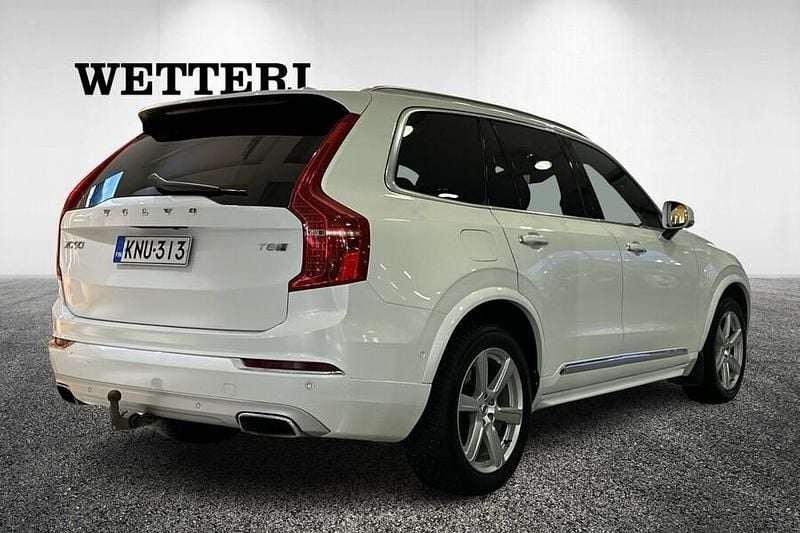 Käytetty Volvo XC90 Inscription 320 HP (235 kW) 2016 Valkoinen Katumaasturi