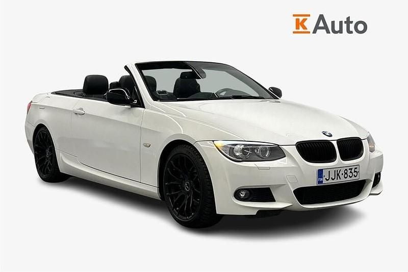 Käytetty BMW 330 Cabriolet M Sport 245 HP (180 kW) 2012 Avoauto