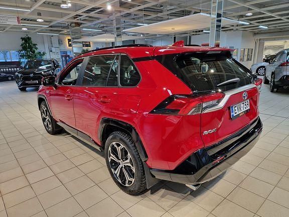 Käytetty Toyota RAV4 Active 302 HP (222 kW) 2024 Punainen Katumaasturi