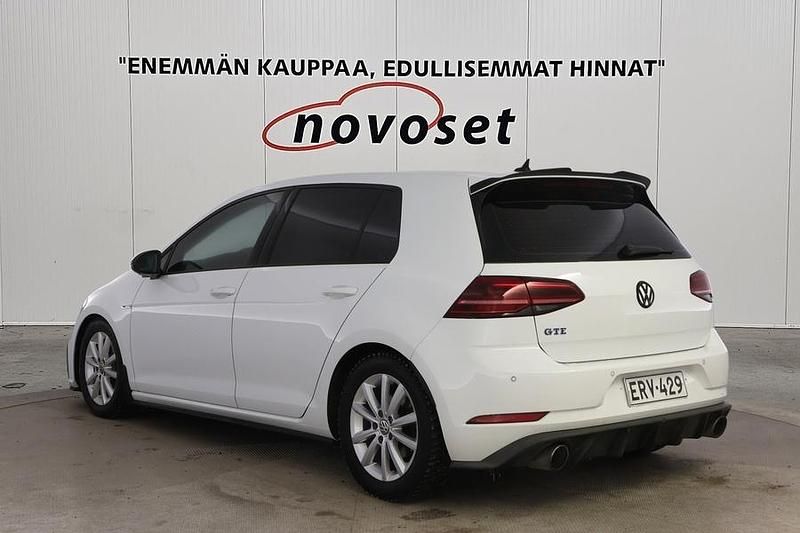 Käytetty VW Golf VII GTE 150 HP (110 kW) 2018 Valkoinen Farmari