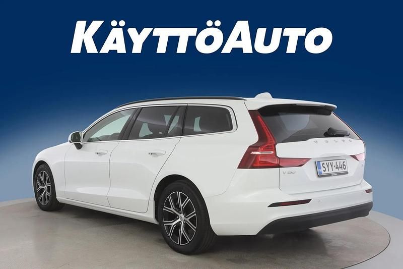 Käytetty Volvo V60 Business Edition 197 HP (144 kW) 2023 Met. valkoinen Farmari