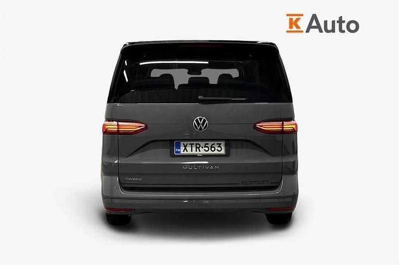 Käytetty VW Multivan Edition 218 HP (160 kW) 2023 Harmaa Van