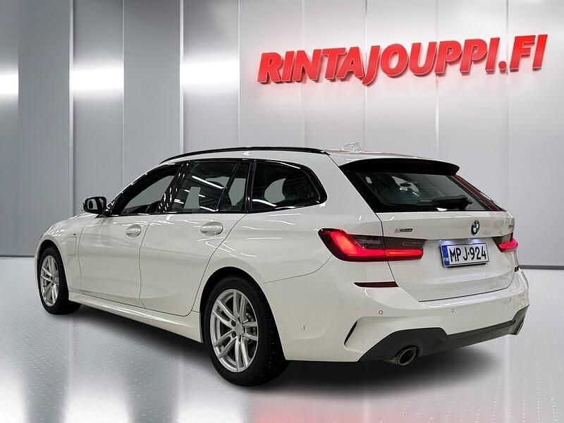 Käytetty BMW 330e M Sport 292 HP (214 kW) 2021 Farmari