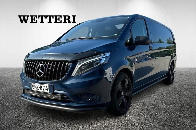 Sininen Käytetty 2019 Mercedes Vito Tila-auto | 34 800 € (Kallis) - Kuva 1/4