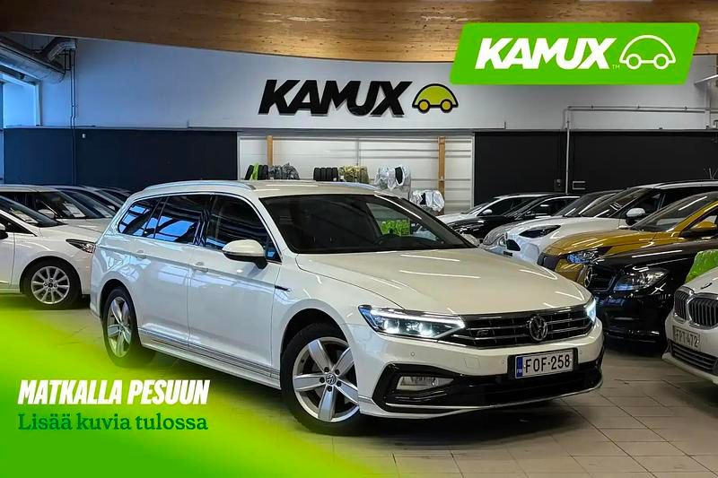 Käytetty VW Passat R-line 150 HP (110 kW) 2019 Valkoinen Farmari