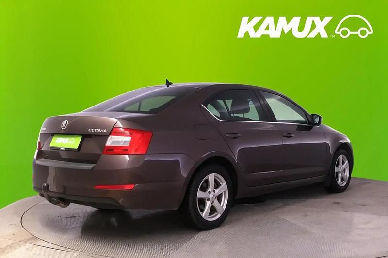 Käytetty Skoda Octavia Style 150 HP (110 kW) 2017 Sedan