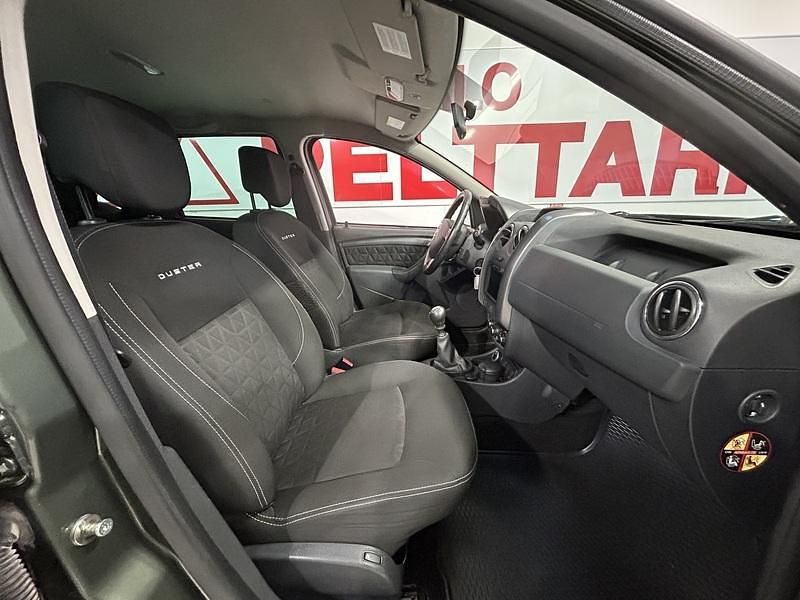 Vihreä Käytetty 2013 Dacia Duster Lauréate Katumaasturi | 6 900 € (Hieman kallis) - Kuva 1/4