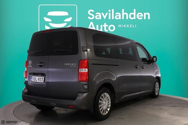 Käytetty Toyota Proace Verso Active 120 HP (88 kW) 2020 Harmaa Farmari